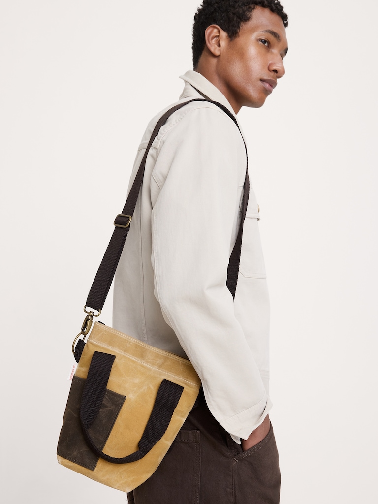 Waxed Wine Tote by CB Station