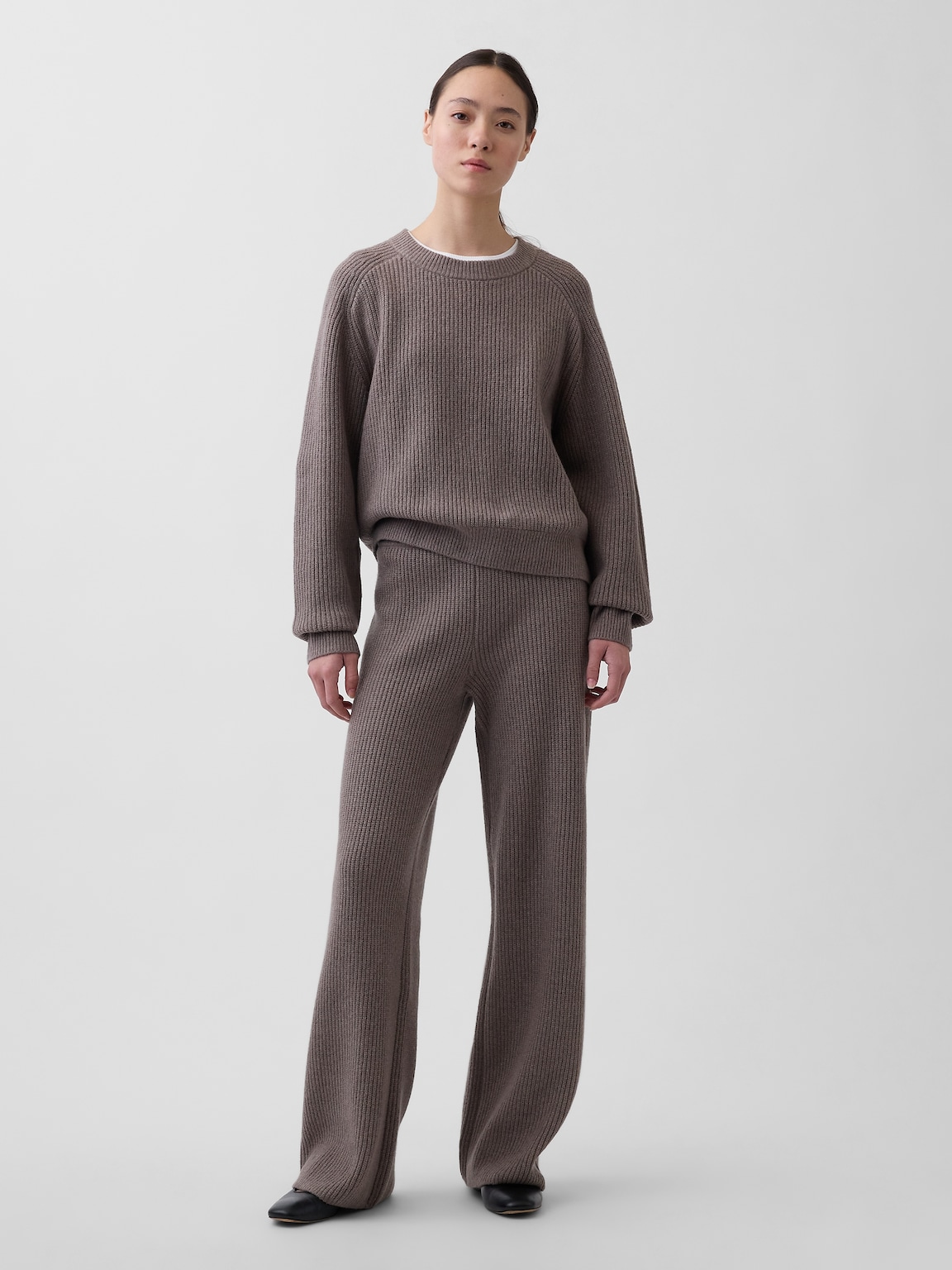 CashSoft Relaxed Shaker-Stitch Sweater