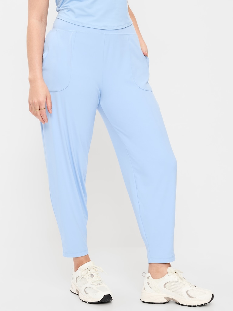 High-Waisted StudioSmooth Jogger