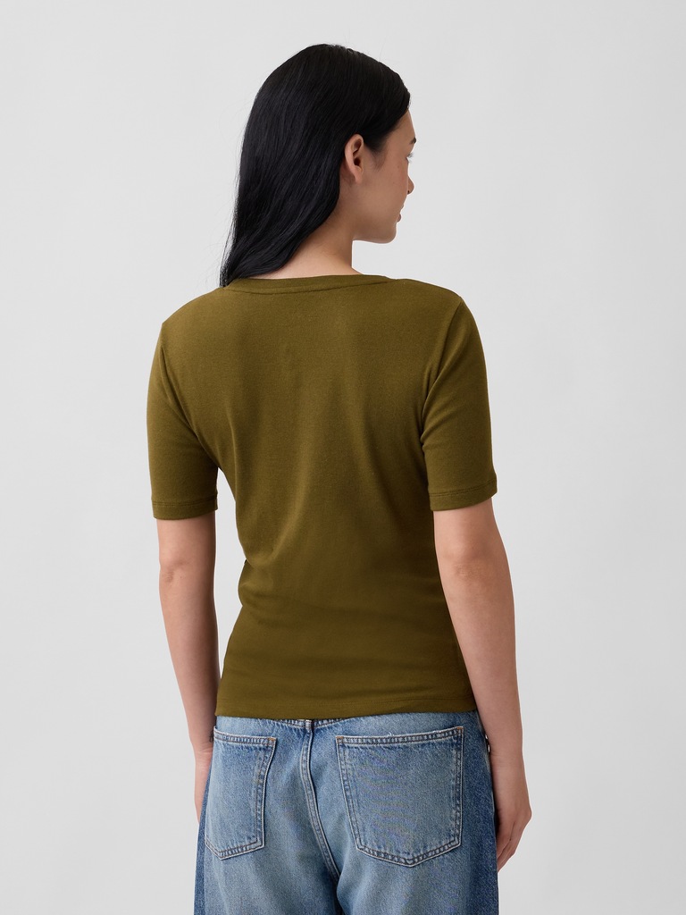 Modern Ribbed Crewneck T-Shirt