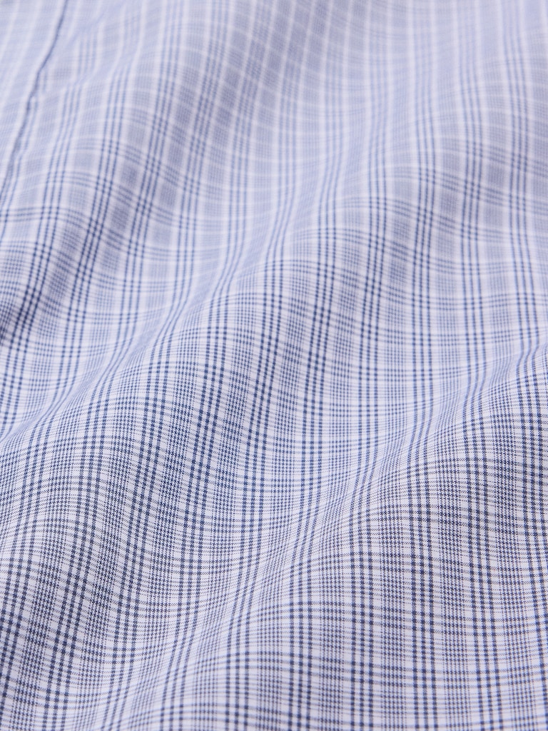 Slim-Fit Wrinkle-Resistant Dress Shirt