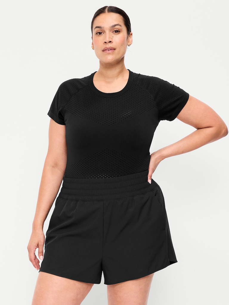 Seamless Textured Cropped T-Shirt