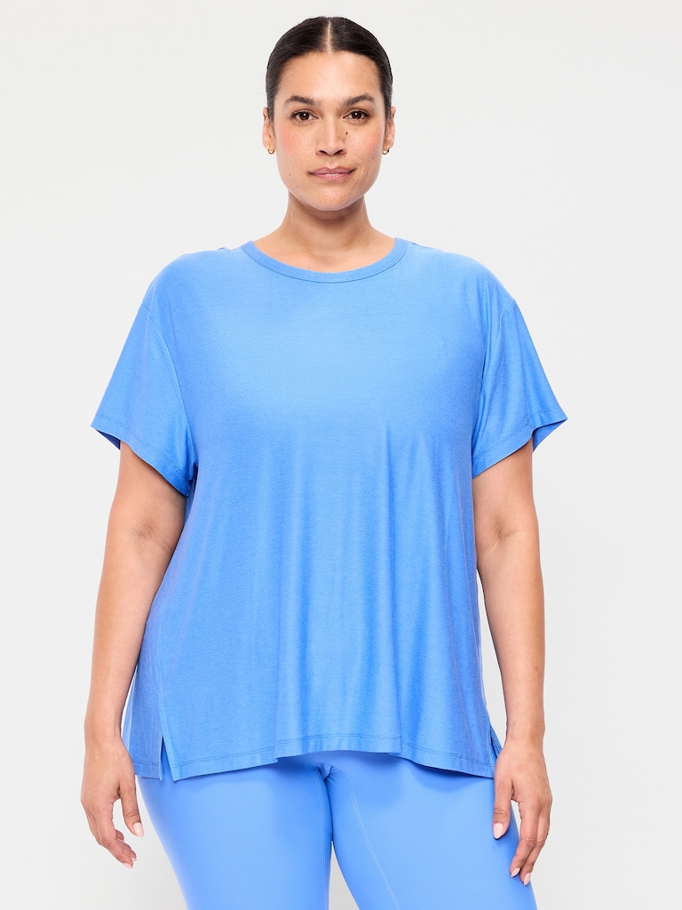 CloudMotion Short-Sleeve Tunic