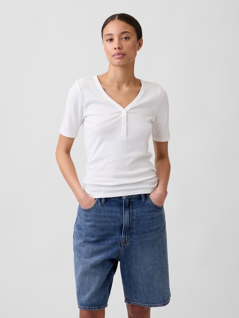 Modern Ribbed V-Neck Henley Top