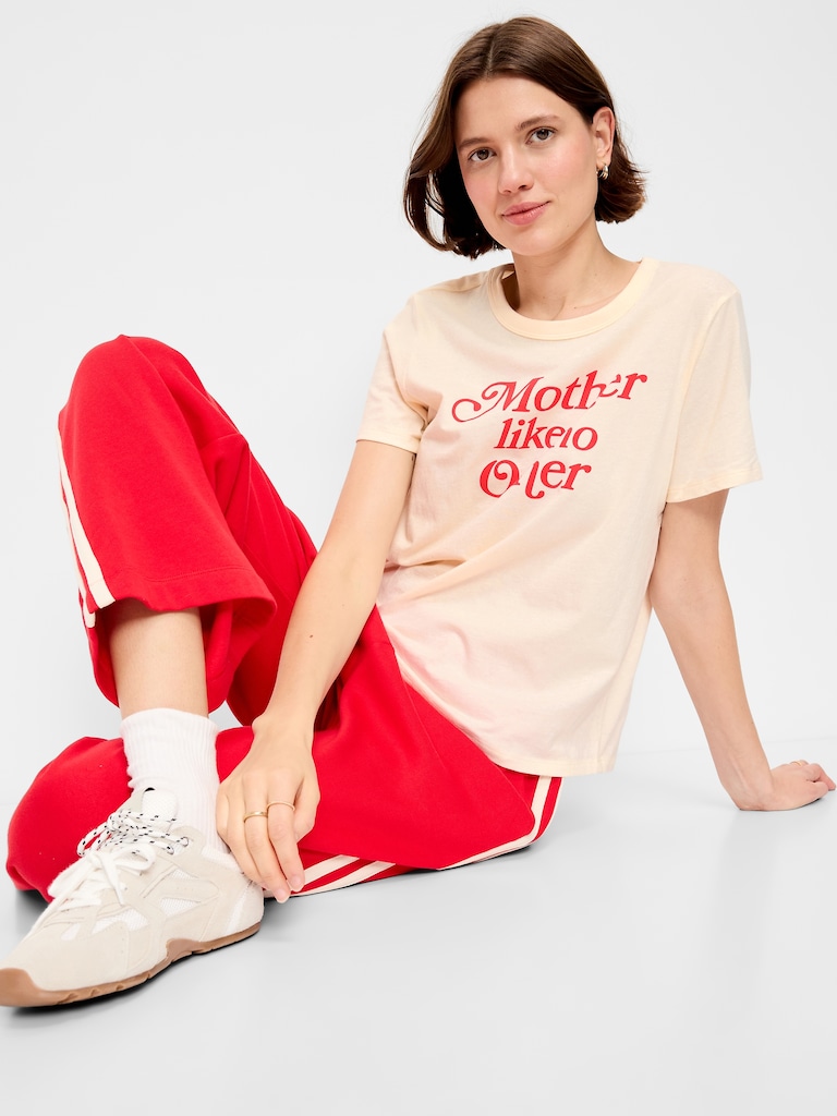 EveryWear Crew-Neck Graphic T-Shirt