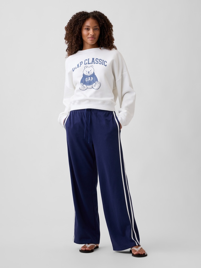 Oversized Gap Graphic Wedge Crewneck Sweatshirt