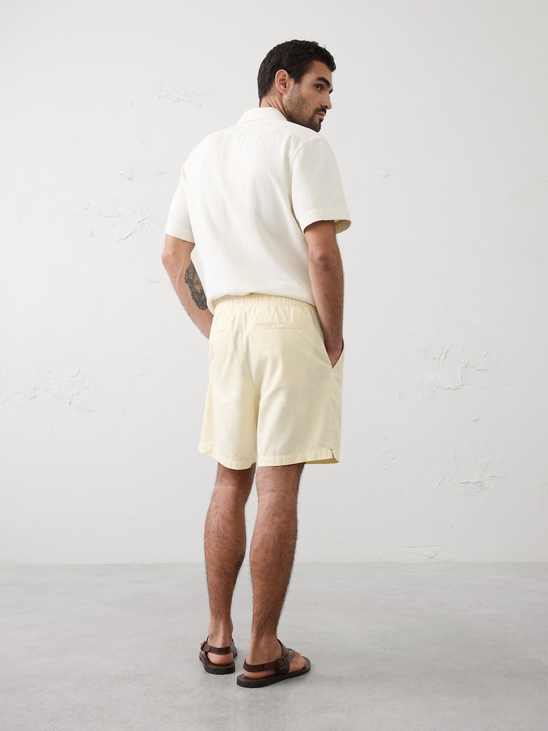 Standard-Fit 7" Linen-Blend Deck Short