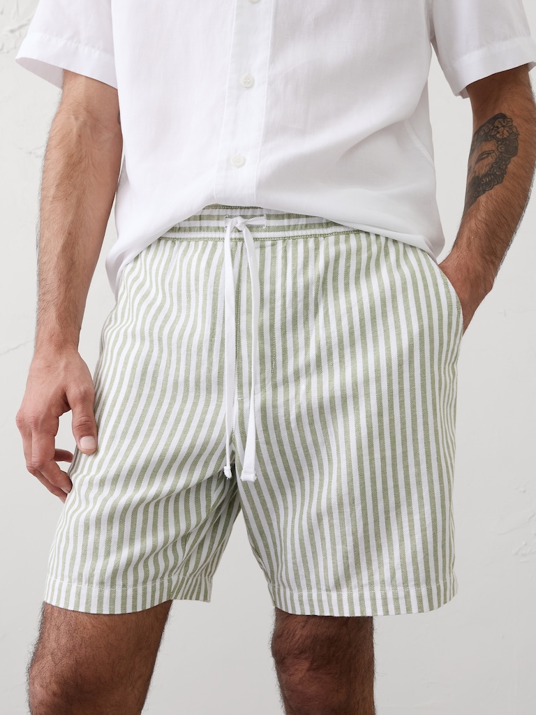 Standard-Fit 7" Linen-Blend Deck Short