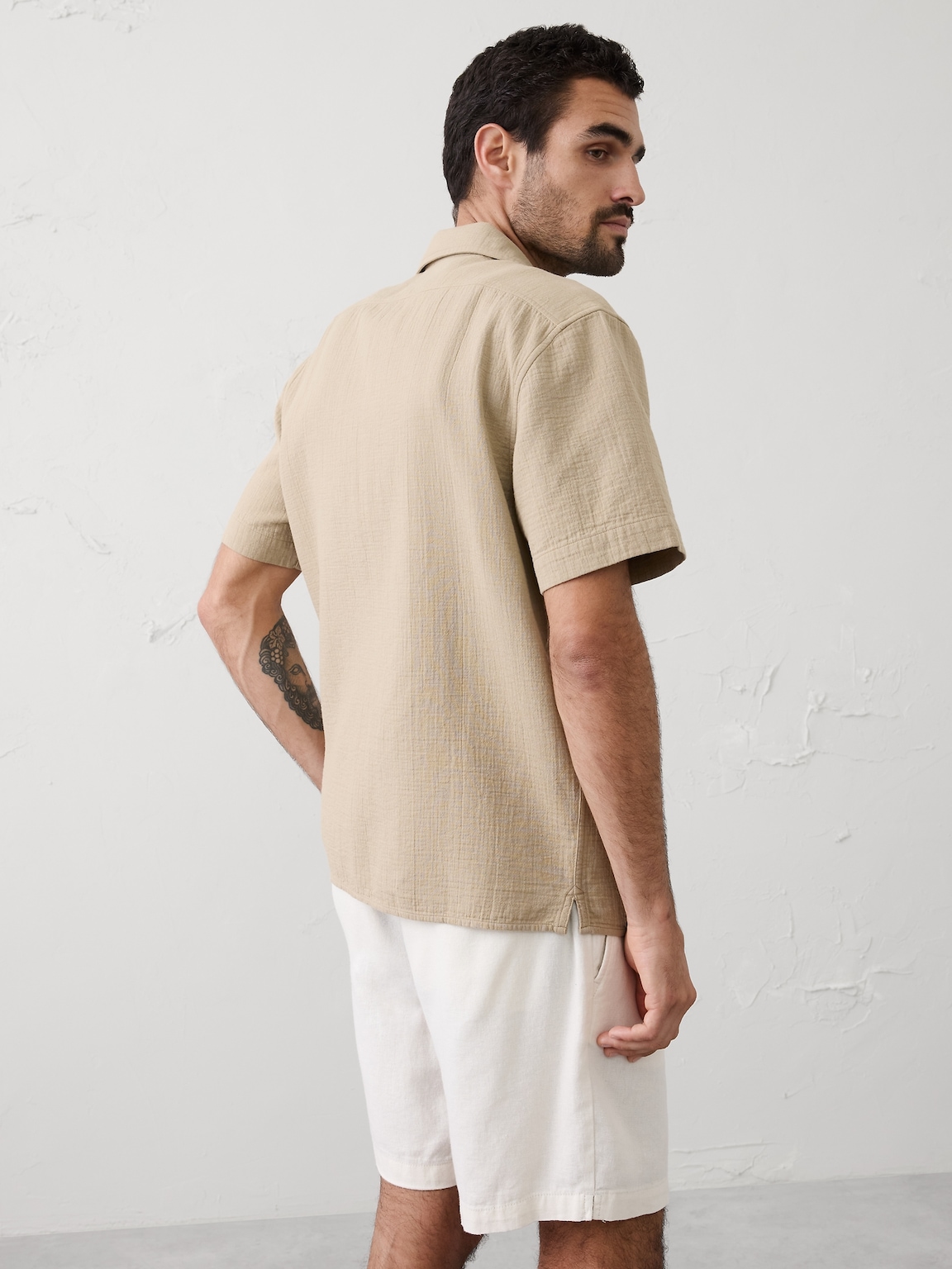 Standard-Fit Double Weave Resort Shirt