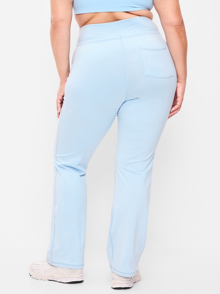 Extra High-Waisted CloudComfy Flare Leggings