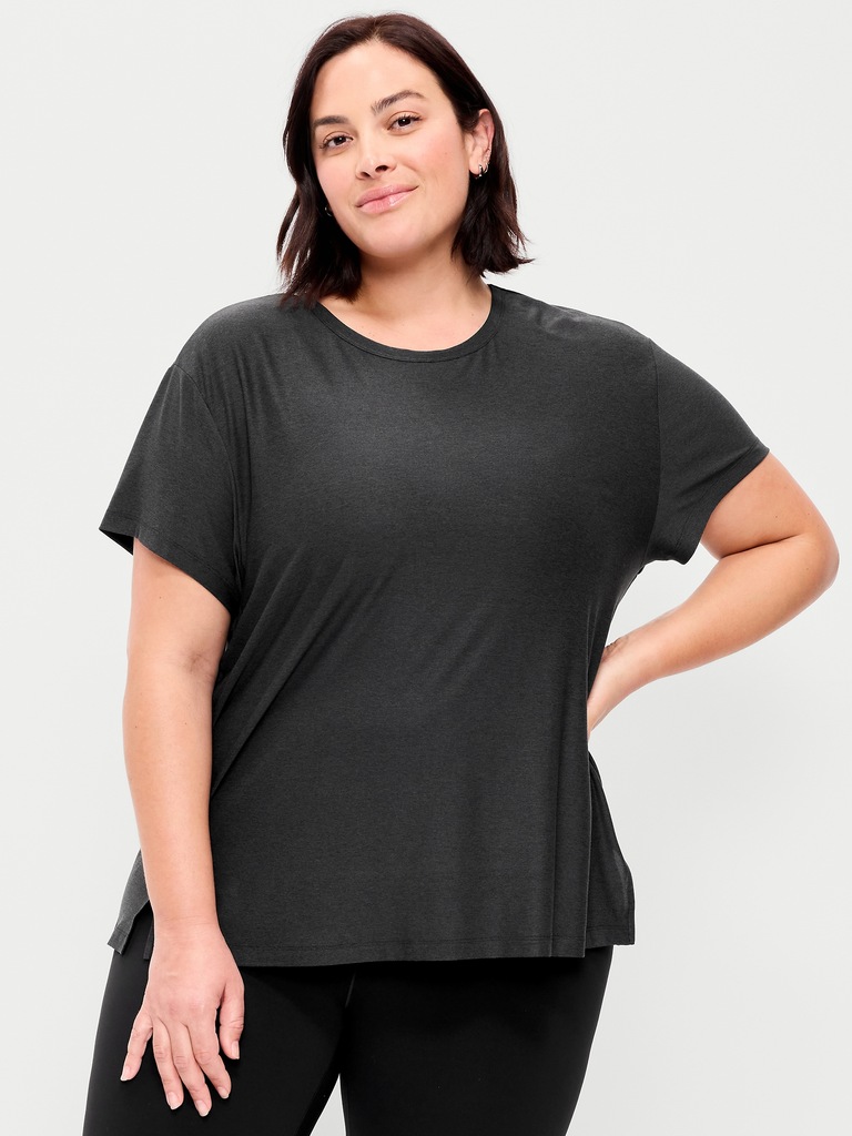 CloudMotion Short-Sleeve Tunic