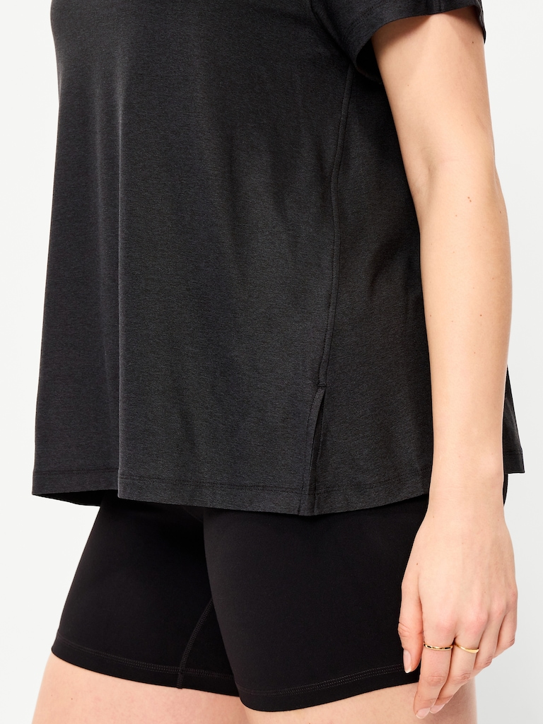 CloudMotion Short-Sleeve Tunic
