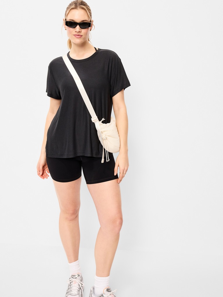 CloudMotion Short-Sleeve Tunic