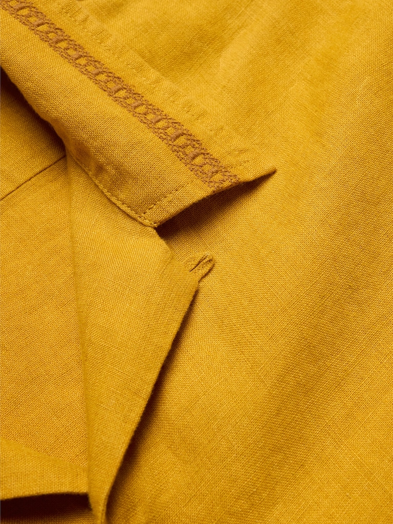 Standard-Fit Embroidered Linen Resort Shirt