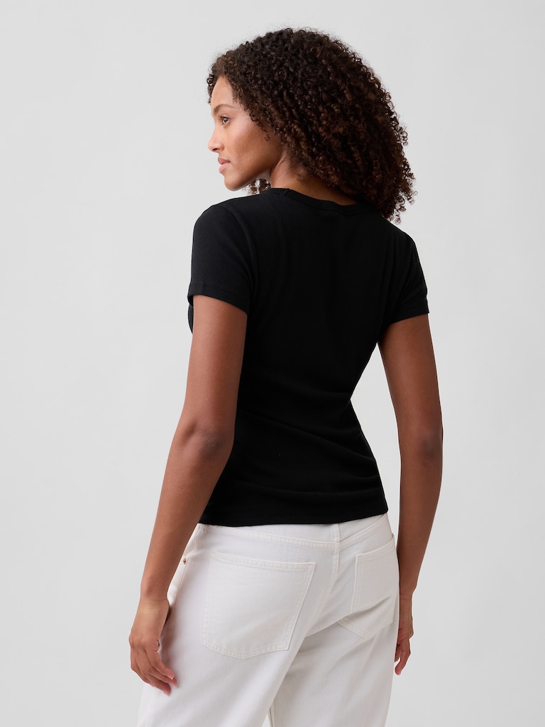 Modern Ribbed Crewneck T-Shirt