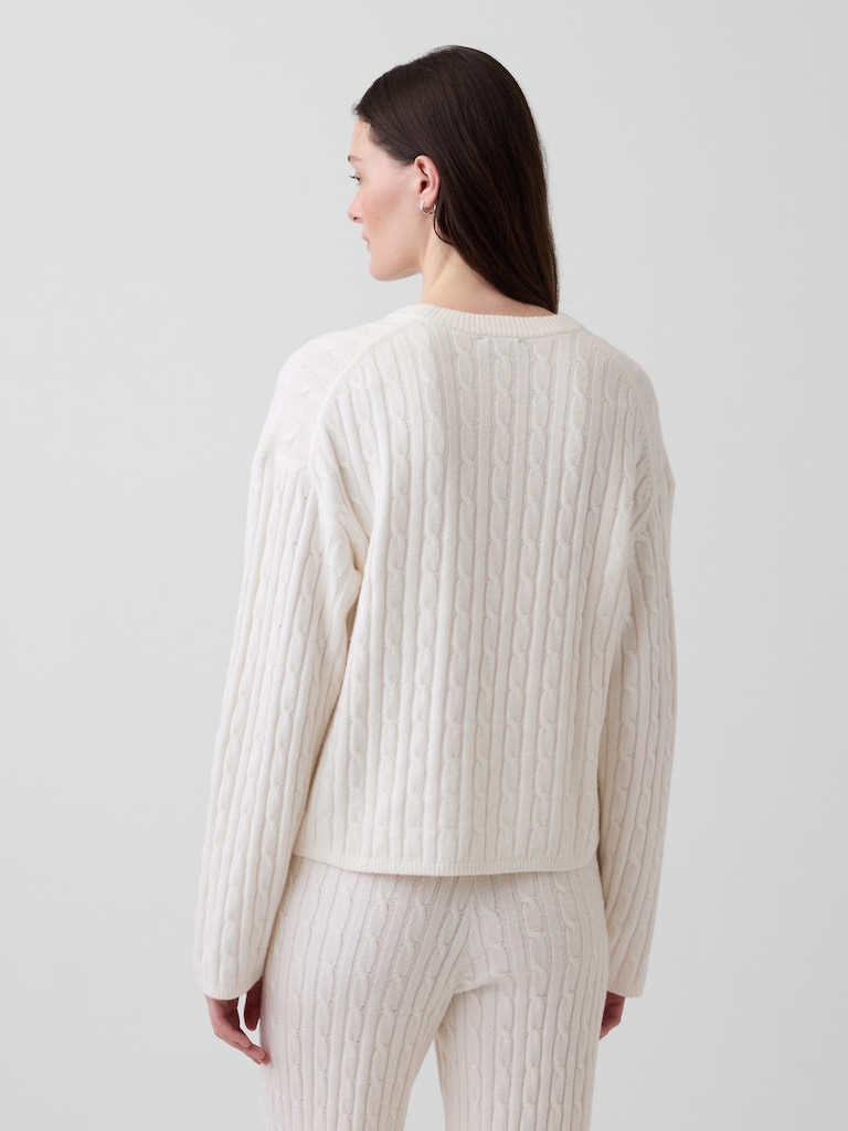 CashSoft Oversized Cable-Knit Sweater