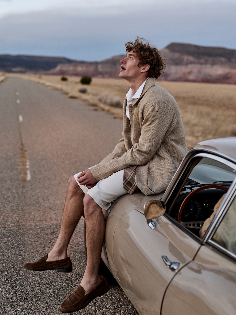 9" Lived-In Chino Short