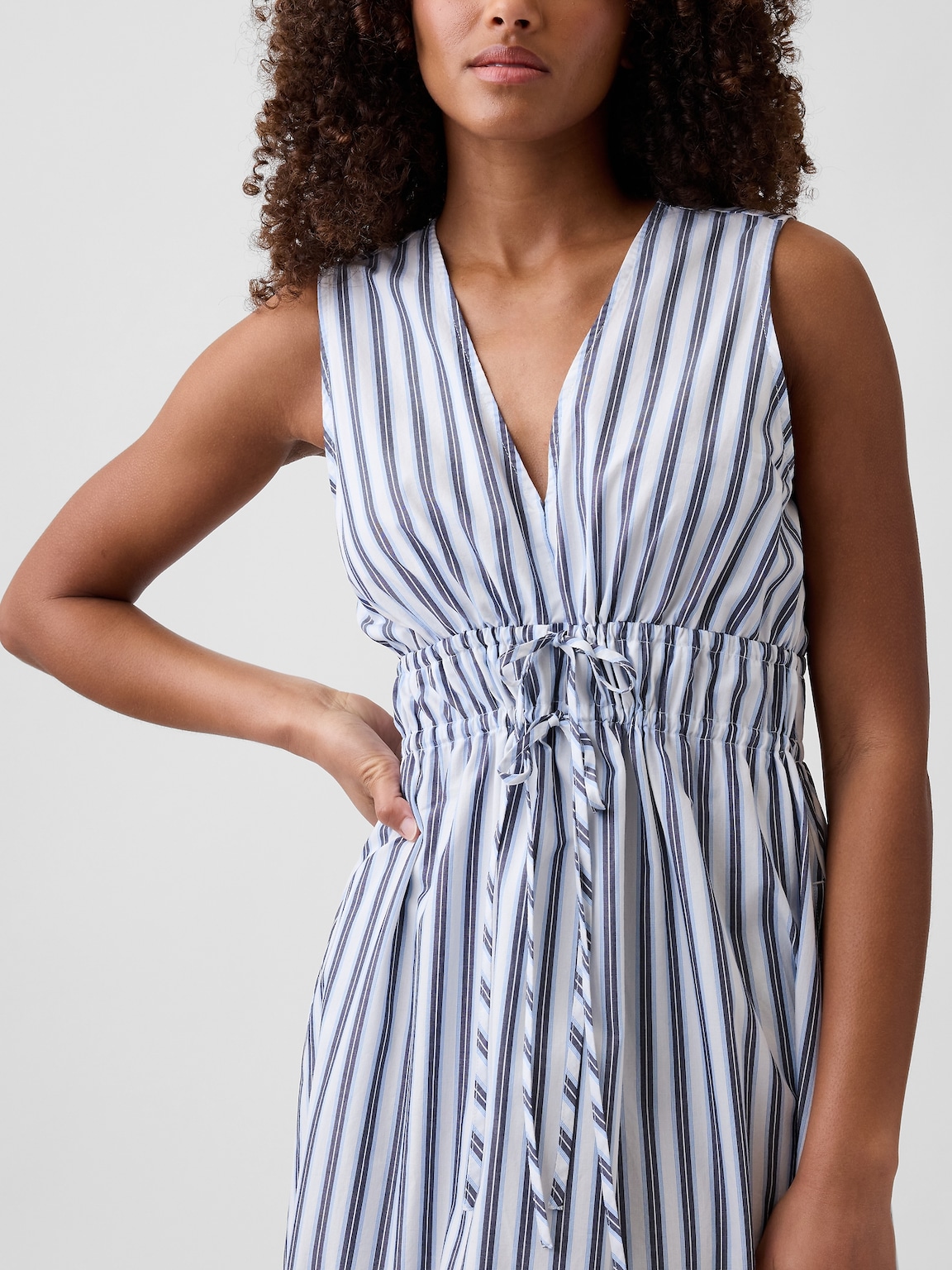 Sleeveless Tie-Front Maxi Dress