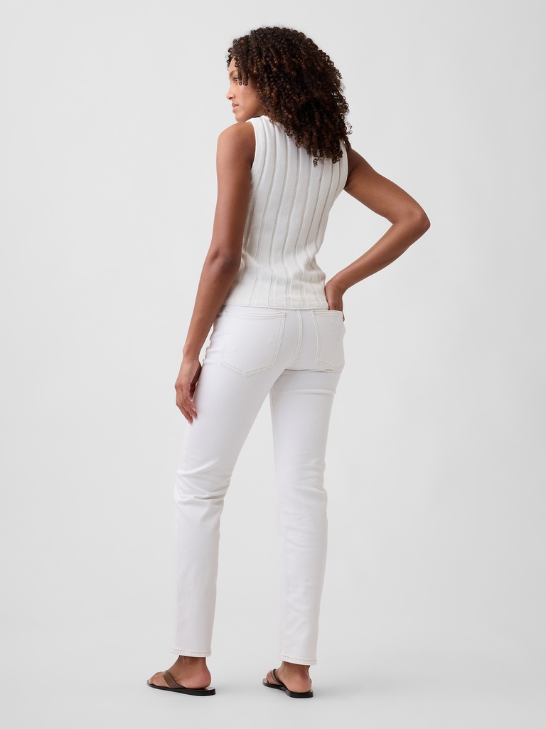Mid Rise '90s Straight Jeans