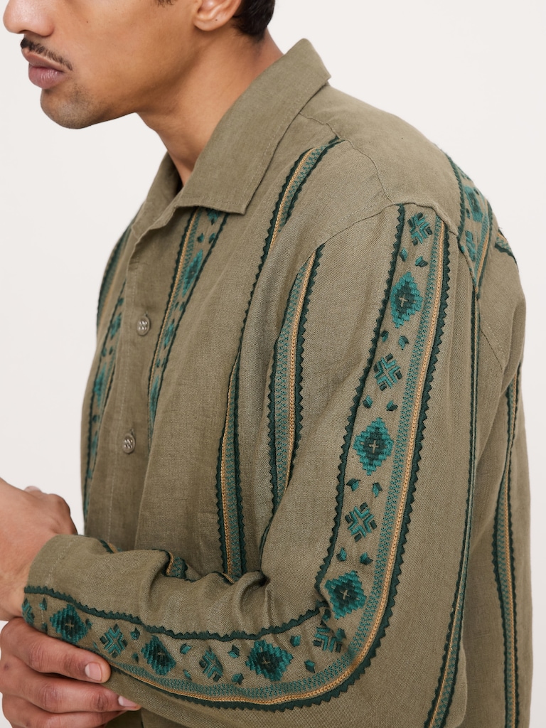 Relaxed-Fit Embroidered Linen Long-Sleeve Resort Shirt