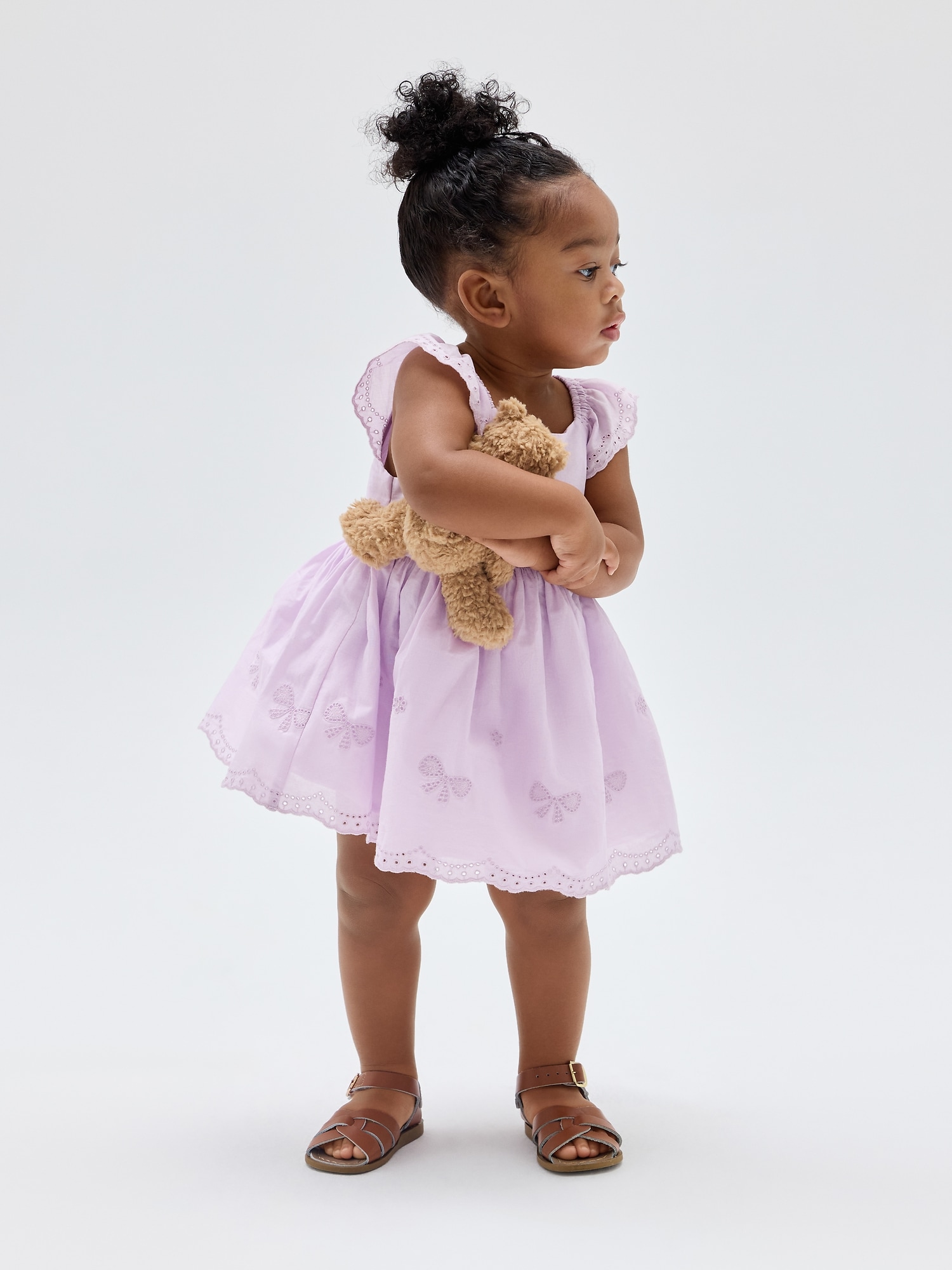 Shop New Arrivals in Baby Girl Clothes | Gap Factory