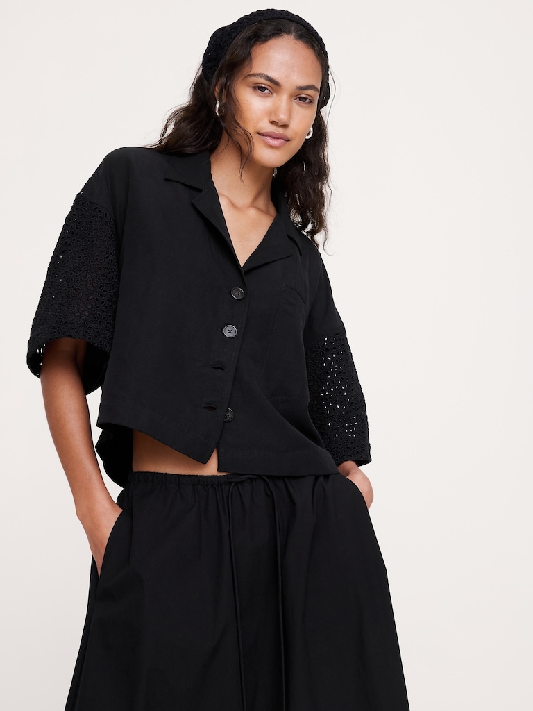 Boxy Crop Tencel™-Linen Eyelet Shirt