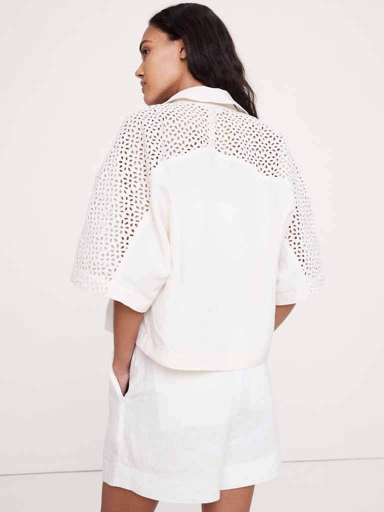 Boxy Crop Tencel™-Linen Eyelet Shirt