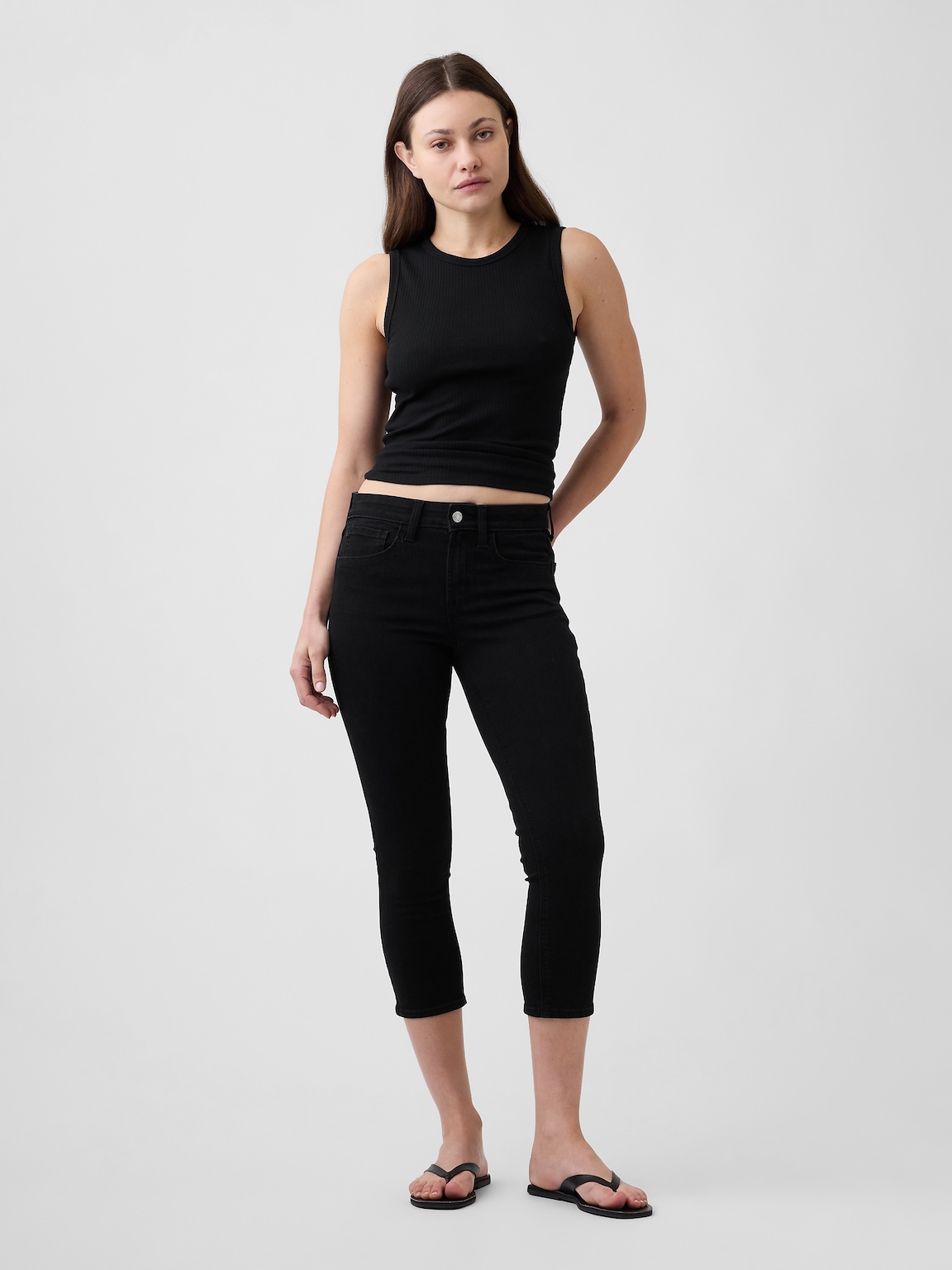 Mid Rise Universal Capri Jeans