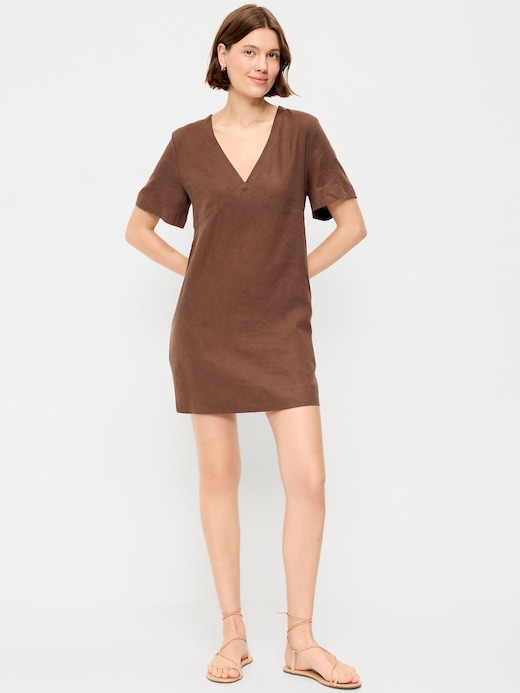 Short Short-Sleeve V-Neck Mini Shift Dress on clearance at Old Navy — 70% off