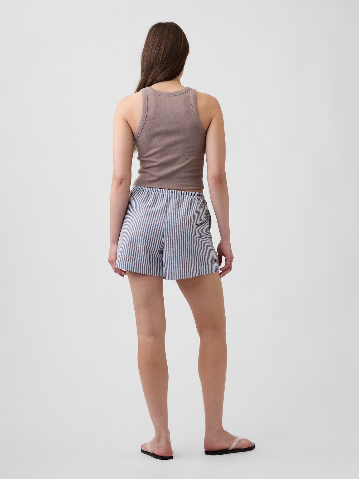 4" Relaxed Pull-On Seersucker Shorts