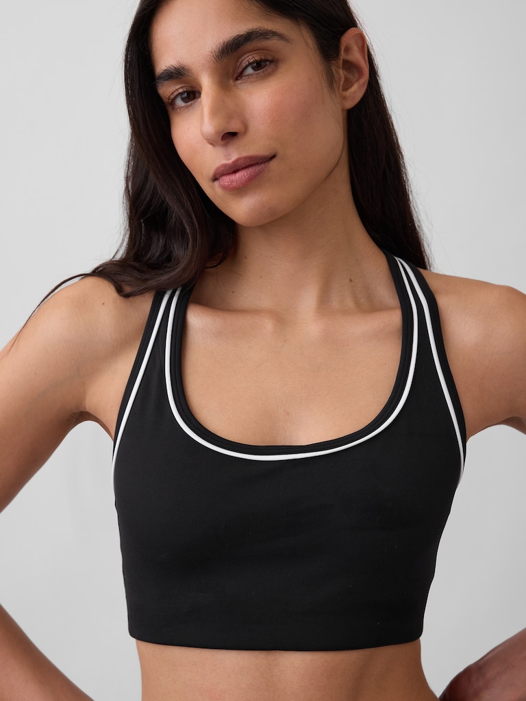 GapFit Smooth Medium Impact Racerback Sports Bra