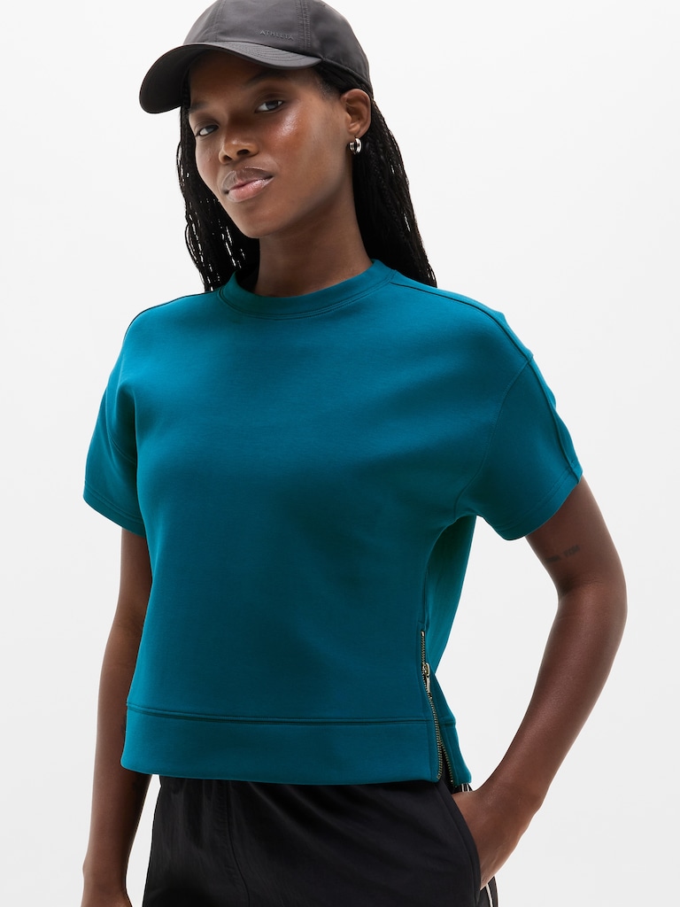 Form Knit Sweatshirt Tee