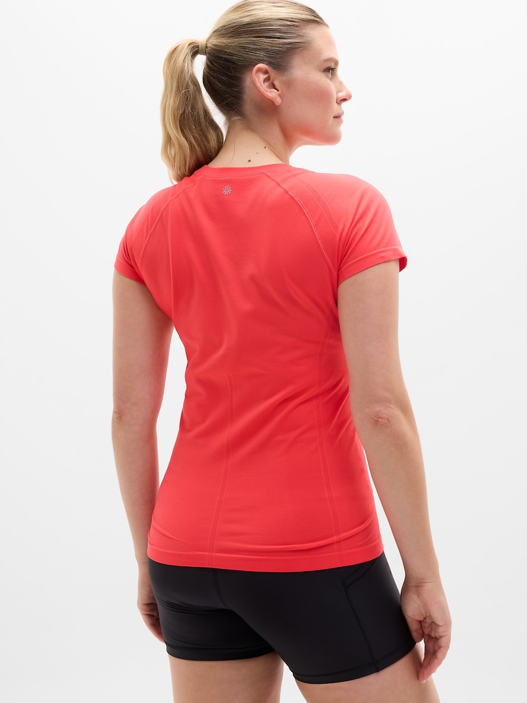 Momentum Flex Tee