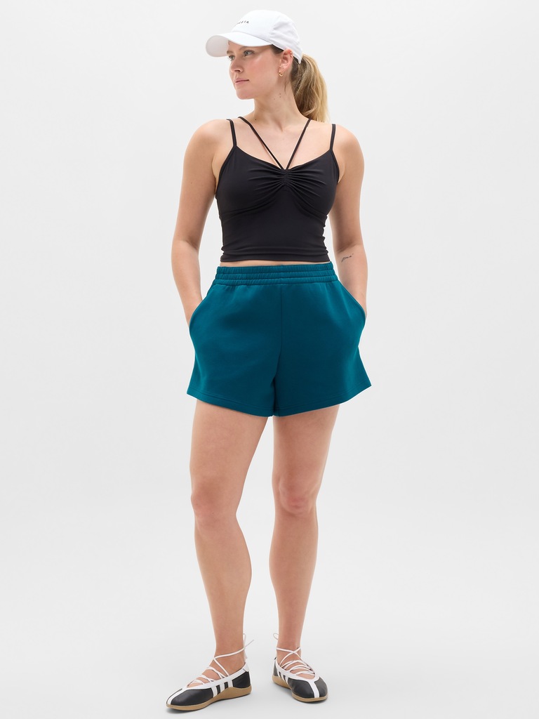 Form Knit Mid Rise 6" Short