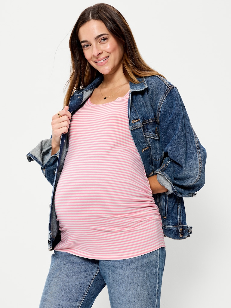 T-shirt passe-partout à encolure dégagée de Maternité