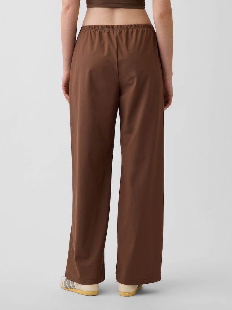 GapFit Tech Low Rise Relaxed Easy Pants