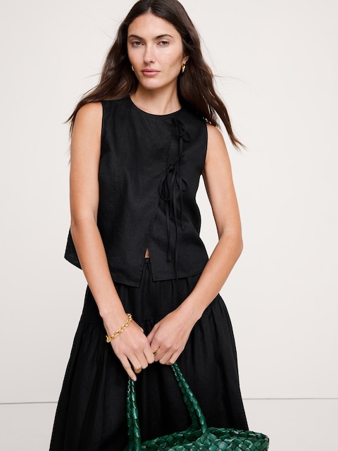 black dress banana republic Good Either Way Black Ribbed Knit Sleeveless Mini Dress main image 0