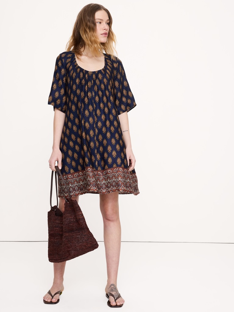 Viscose-Linen Scoop-Neck Mini Dress