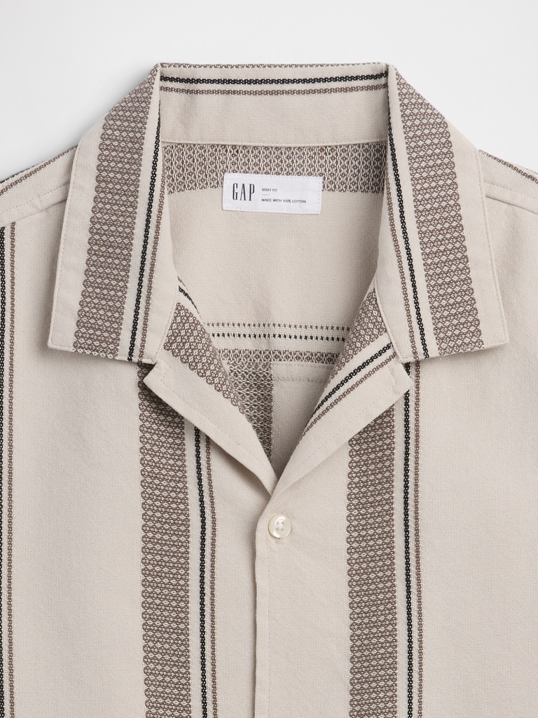 Textured Vacay Shirt in Standard Fit