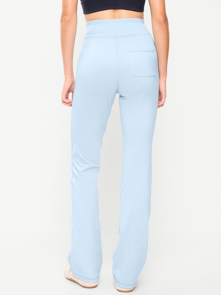 Extra High-Waisted CloudComfy Flare Leggings