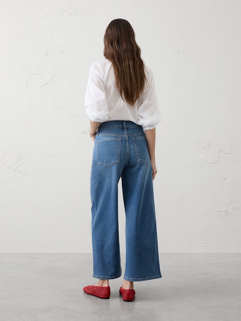 Wide-Leg High-Rise Cropped Jean