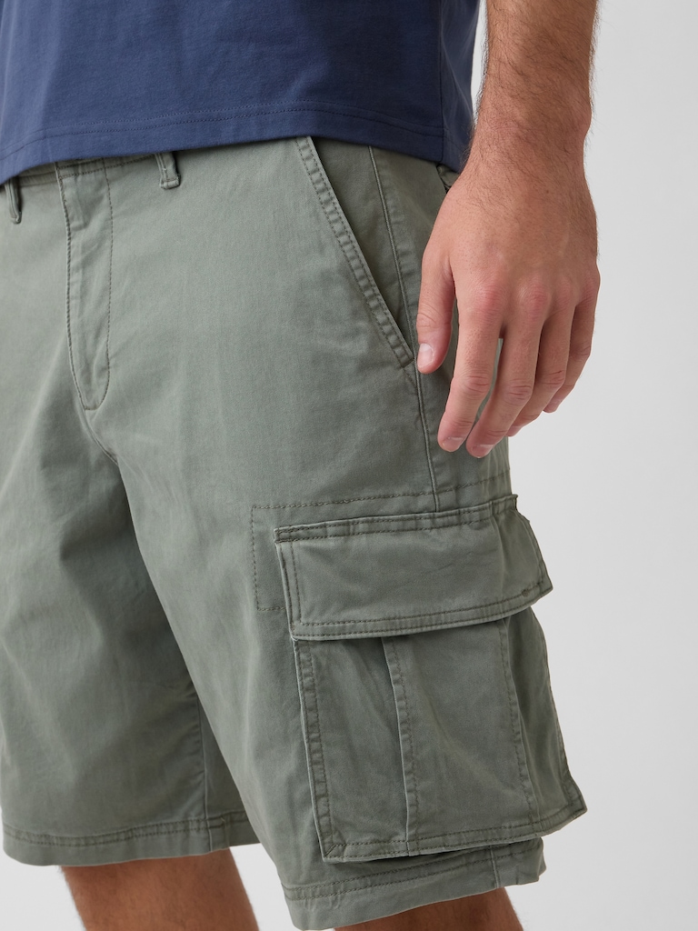 11" Essential Cargo Shorts