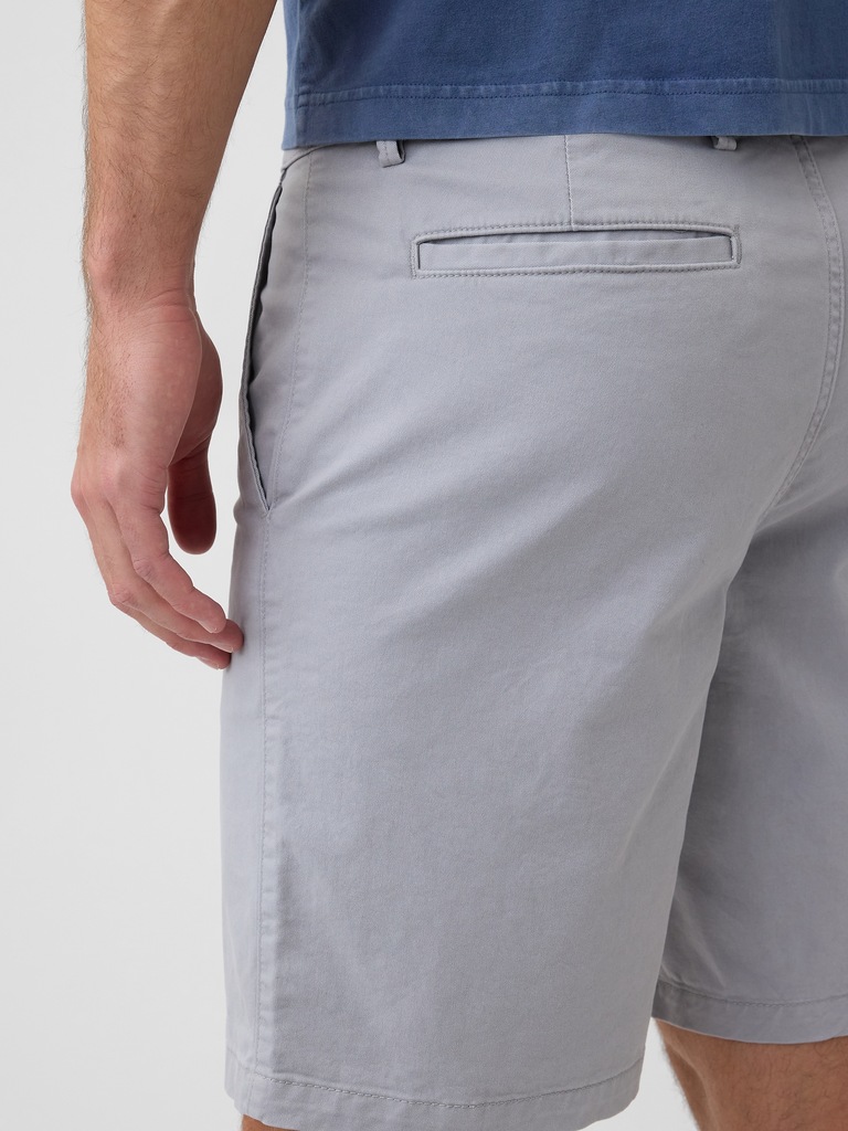 9" Essential Khaki Shorts