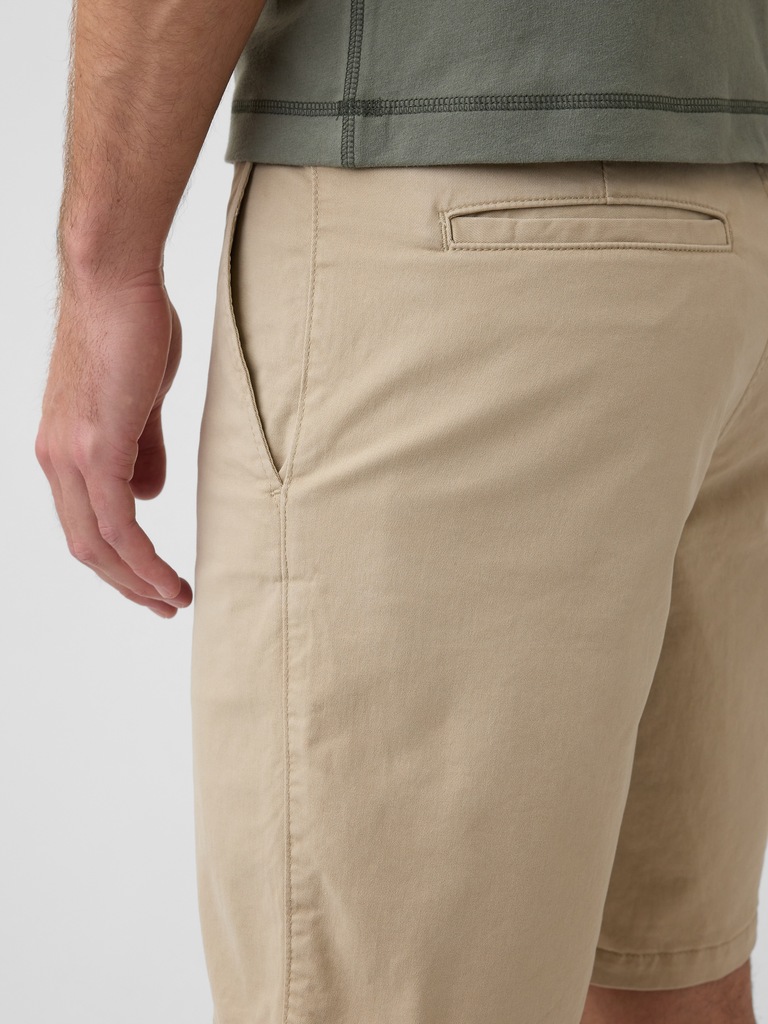 9" Essential Khaki Shorts