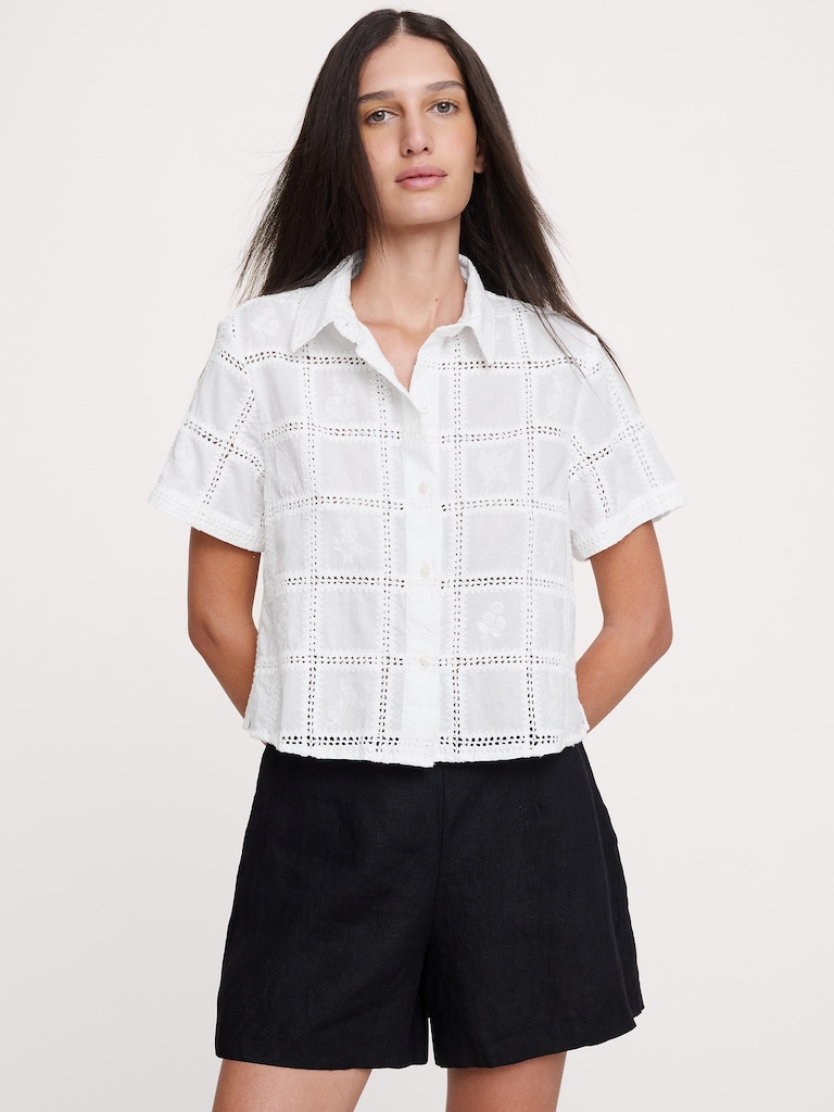 The Boxy Crop Shirt in Embroidered Cotton