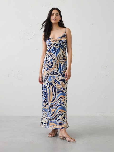 maxi dress for short curvy Final Sale Plus Size Short Sleeve Deep Scoop Neck Maxi Dress in Black, Tan and White Design Print