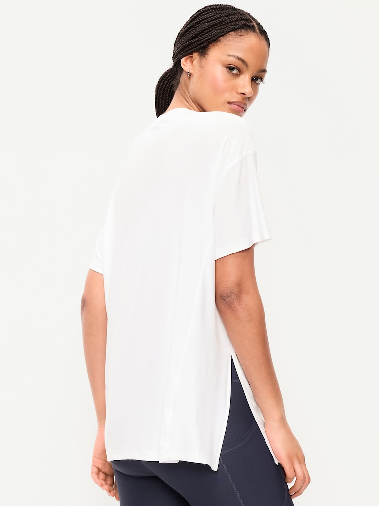 CloudMotion Short-Sleeve Tunic