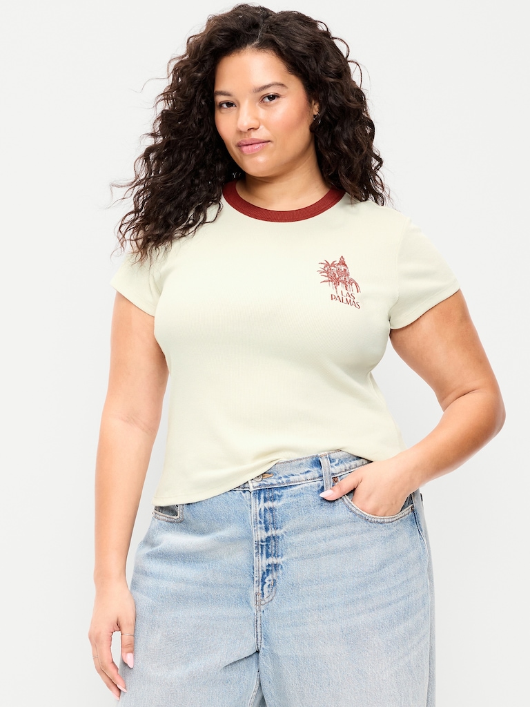 T-shirt court moulant