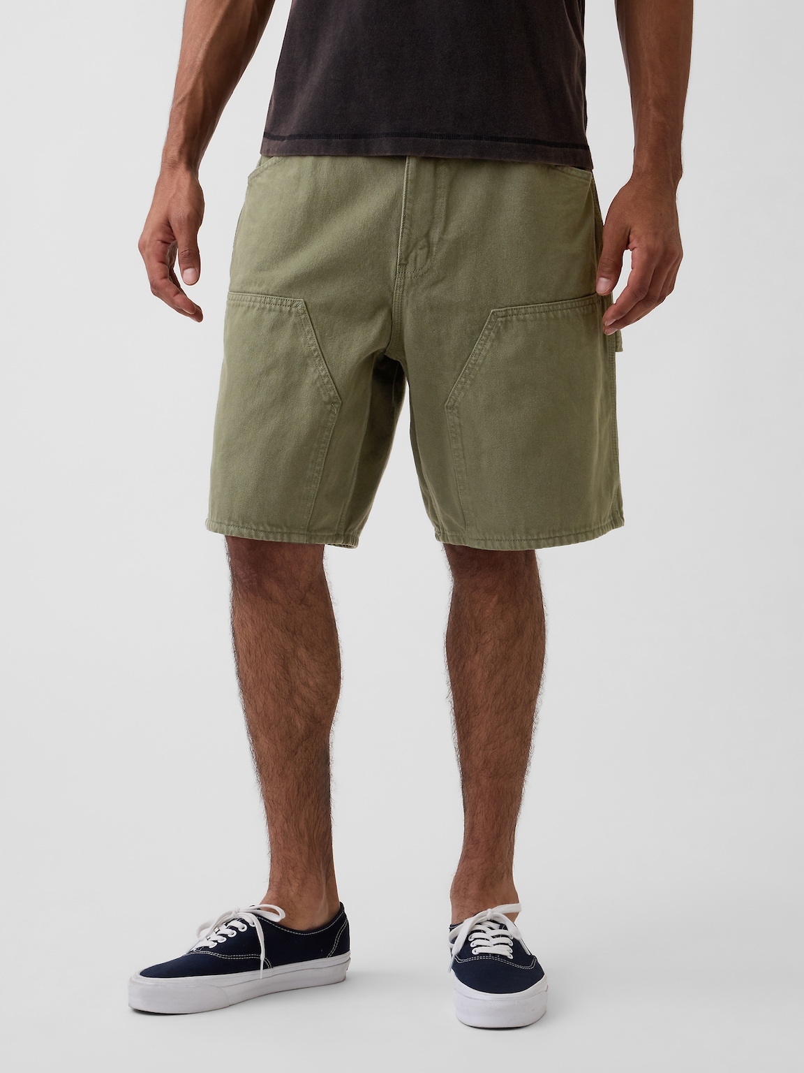 9" Loose Denim Carpenter Shorts
