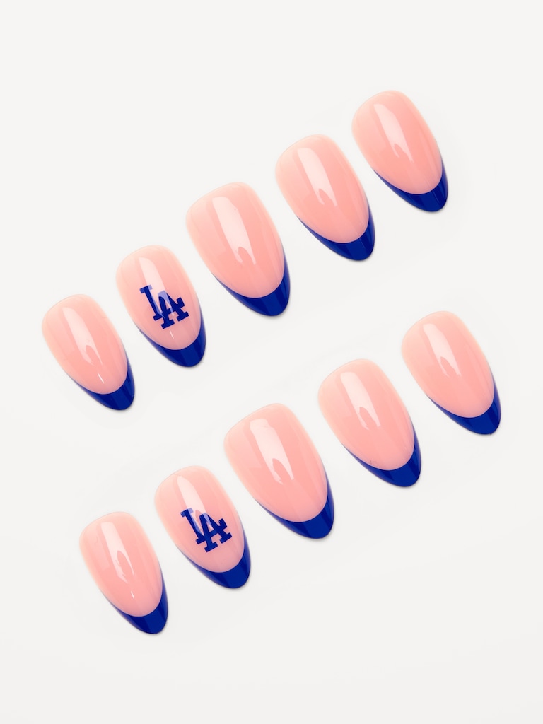 Glamnetic x Fanatics Los Angeles Dodgers Press-On Nail Kit